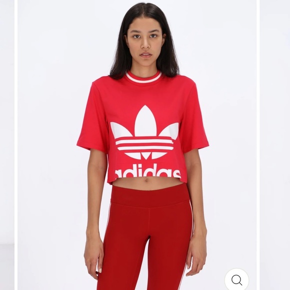ADIDAS ⭐️ crop top - Picture 1 of 7